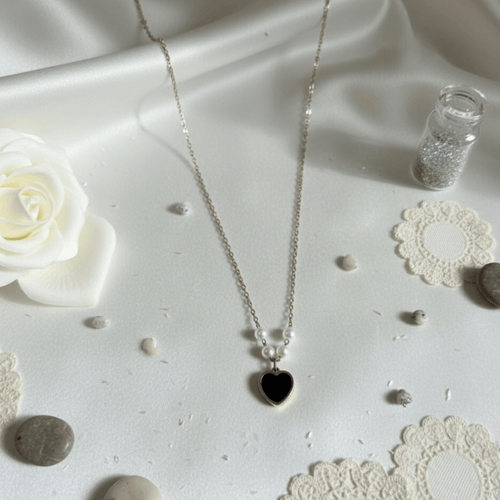 Black Heart Pearl Necklace